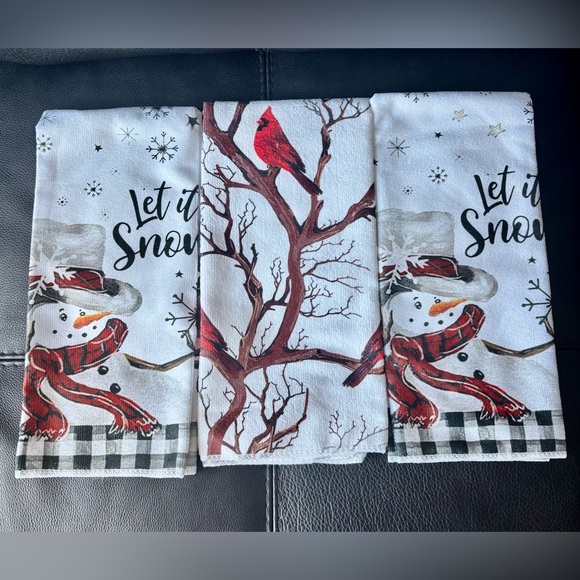 Other - 3 Festive Christmas Holiday Snowman and Cardinal Towels